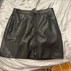 mini black leather skirt